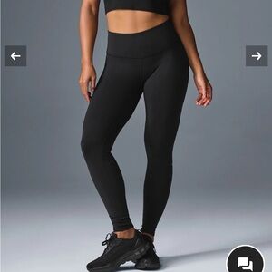 Alo Yoga Airbrush legging